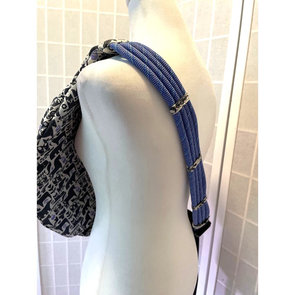 Kavu purple and White Animal Print Rope Sling Bag - Picture 4 of 9